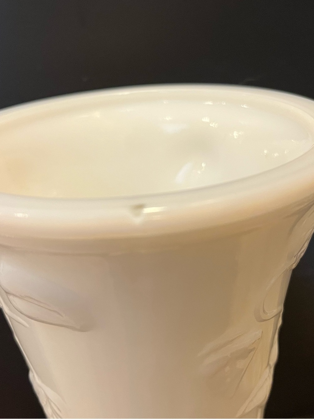 Classic White Embossed Milk Glass Vase Ivy Leaf Pattern - Picture 14 of 15